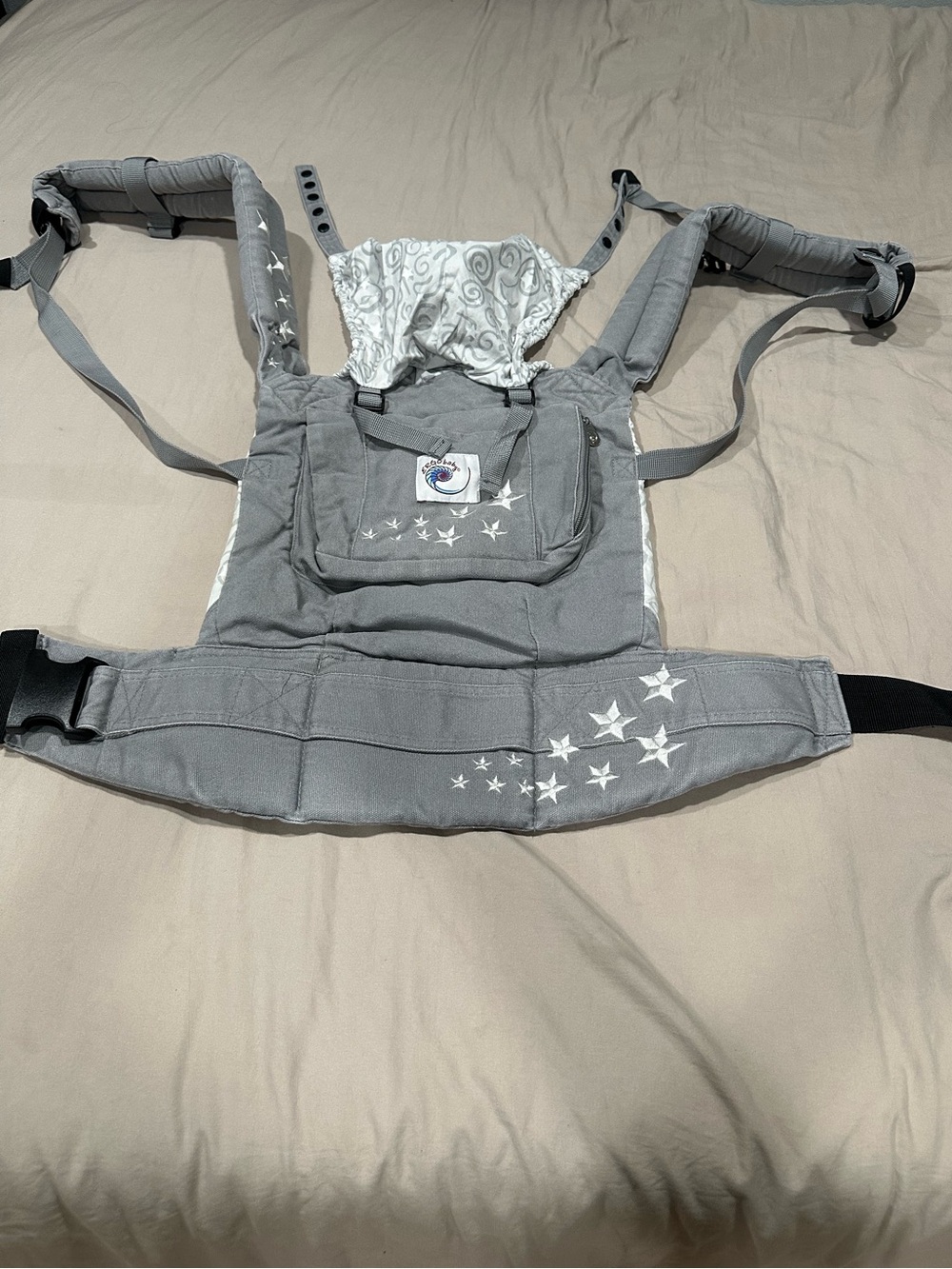 Ergobaby Gray Star-Print Carrier